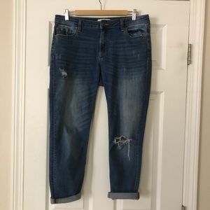 CJLA Size 7 “Devon” boyfriend jeans in “Dark Wash”